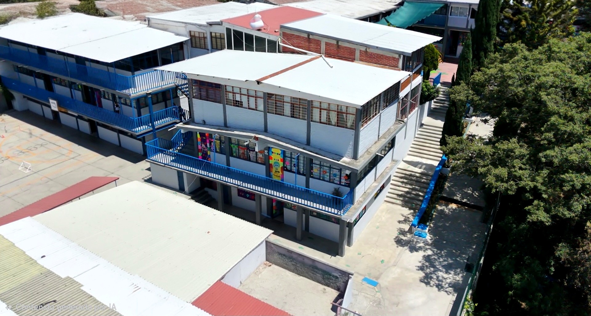 Vista aérea de las instalaciones del Centro Escolar Federico Froebel